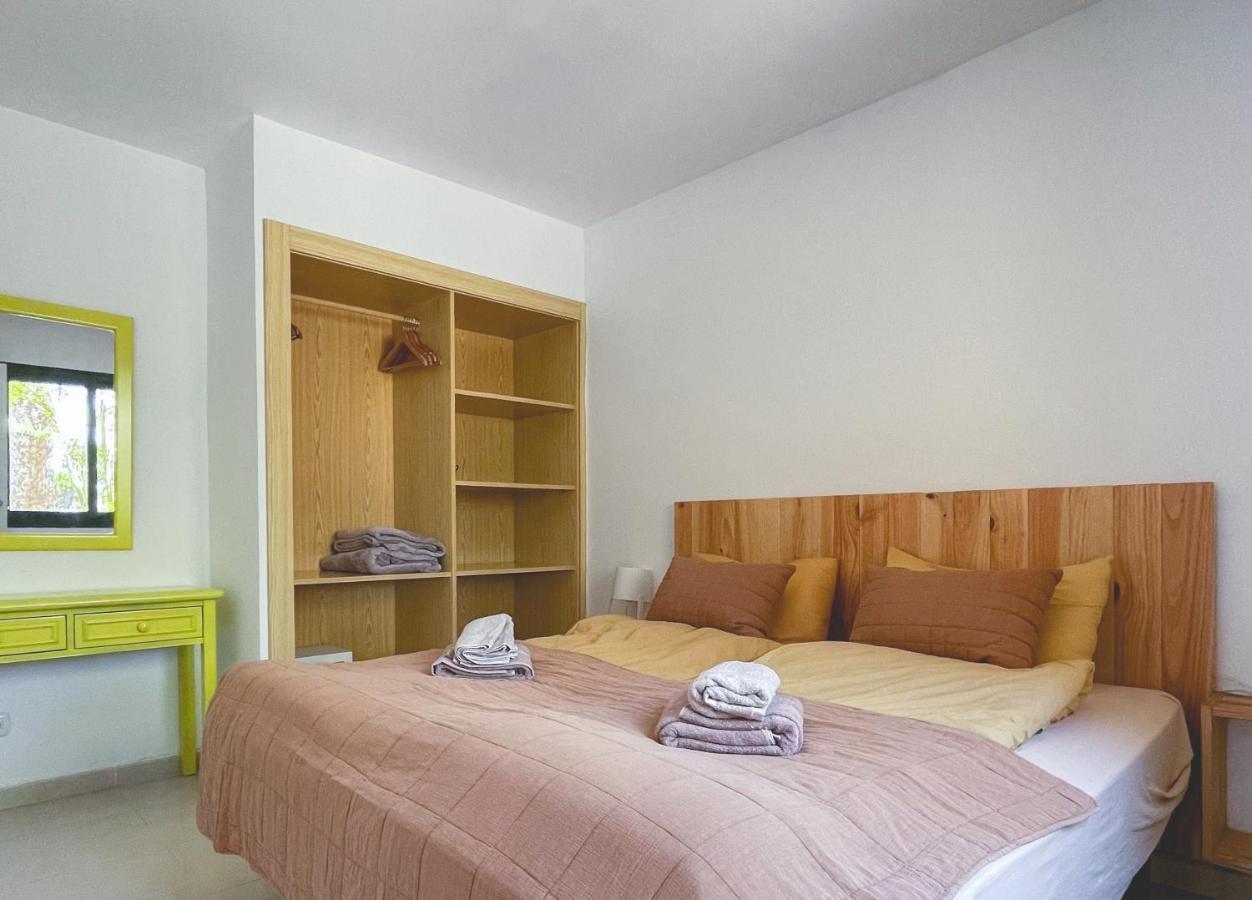 Seaside Apartment Corralejo : A Cozy Holiday Home In A Peaceful Well Located Green Complex Экстерьер фото