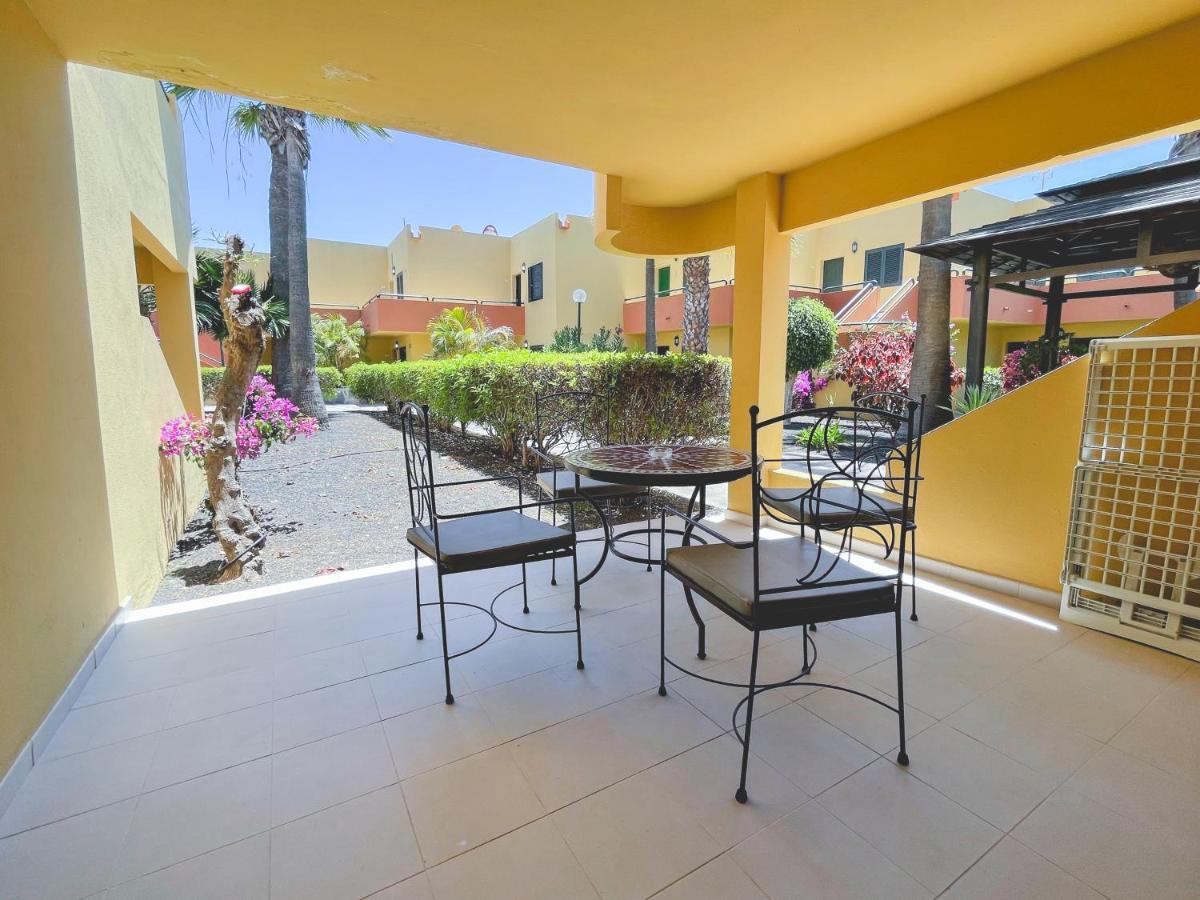 Seaside Apartment Corralejo : A Cozy Holiday Home In A Peaceful Well Located Green Complex Экстерьер фото