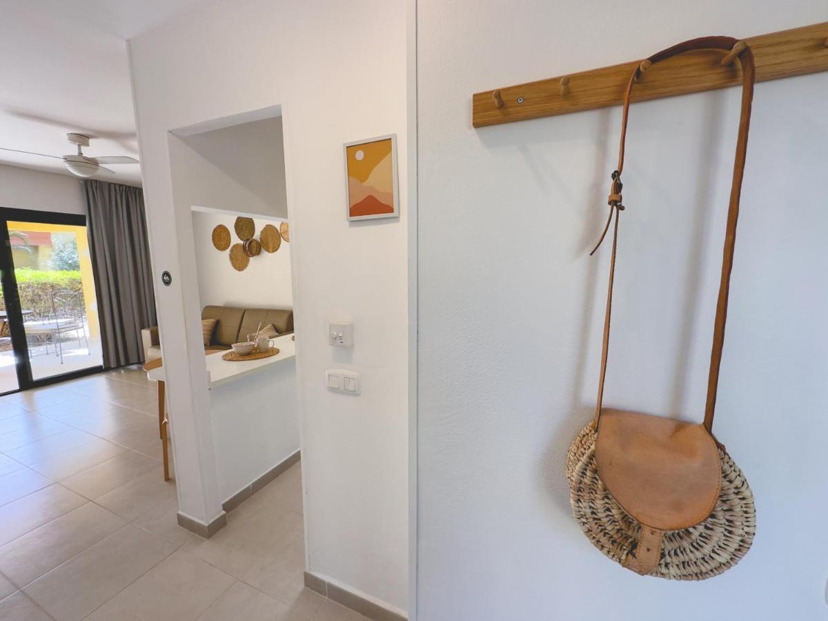 Seaside Apartment Corralejo : A Cozy Holiday Home In A Peaceful Well Located Green Complex Экстерьер фото
