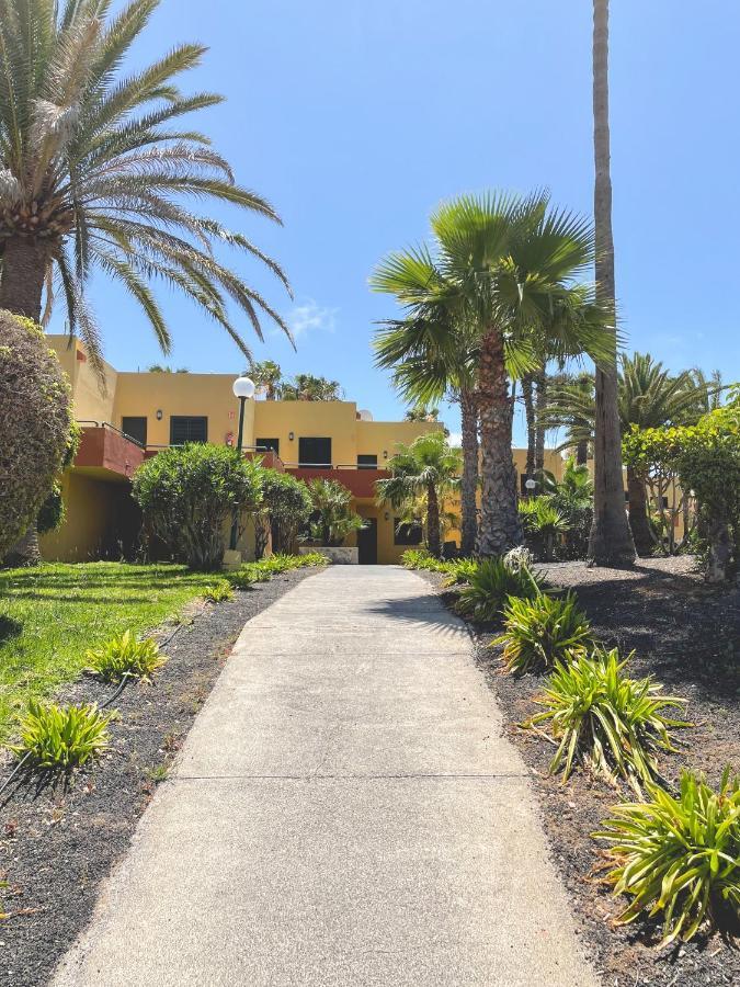 Seaside Apartment Corralejo : A Cozy Holiday Home In A Peaceful Well Located Green Complex Экстерьер фото